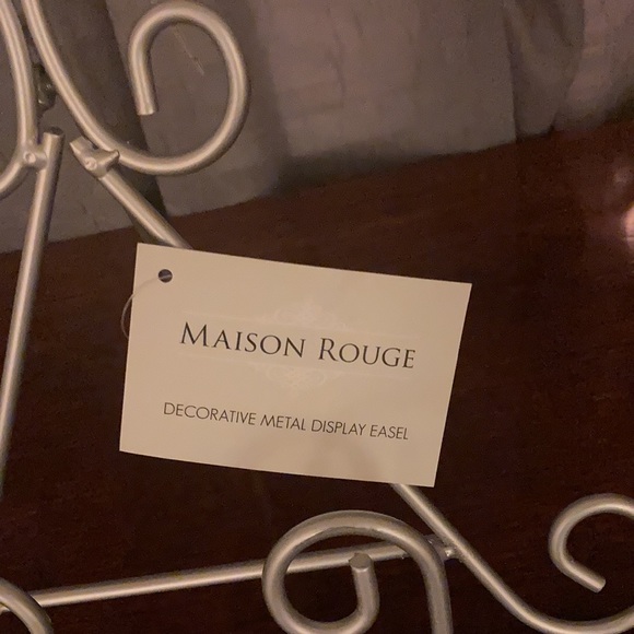 Easel - Picture 5 of 5